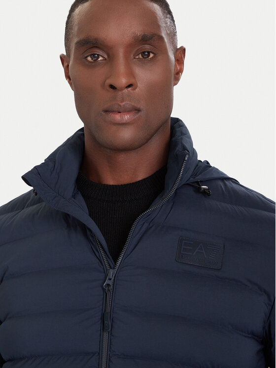 EA7 Emporio Armani EA7 Emporio Armani Geacă de iarnă 7M000687 AF15953 UB102 Bleumarin Regular Fit