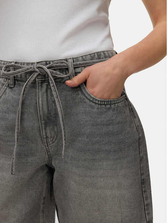 Vero Moda Vero Moda Džínsové šortky Wien 10341837 Sivá Relaxed Fit