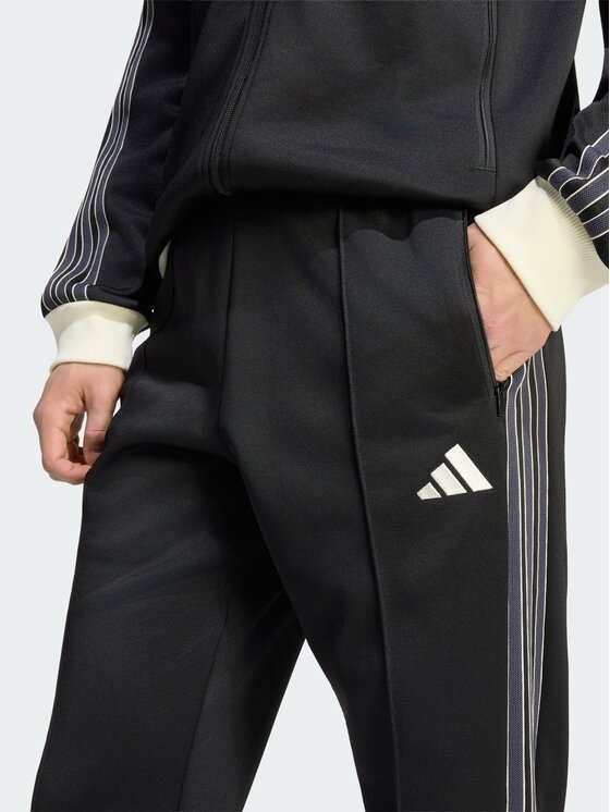 adidas adidas Spodnie dresowe 168386 Czarny Regular Fit
