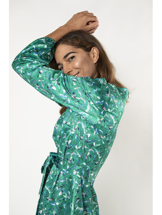 QUIOSQUE QUIOSQUE Každodenné šaty HEART DRESS Zelená Regular Fit
