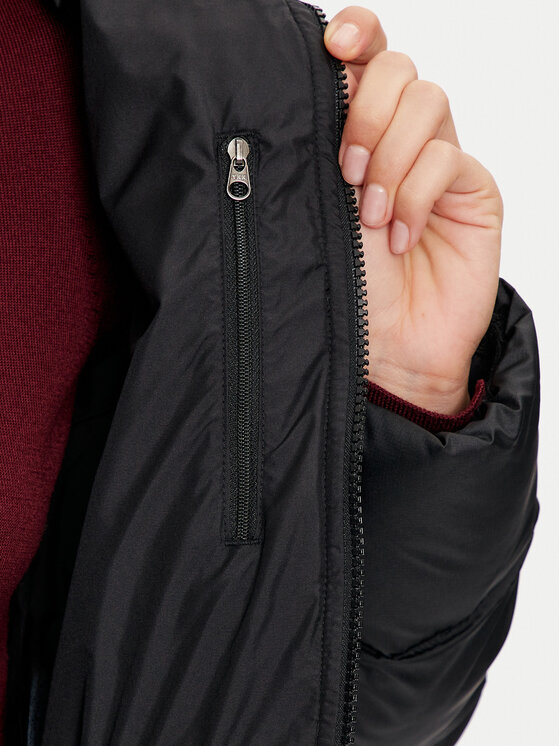 The North Face The North Face Zimska jakna Saikuru NF0A89JC Crna Regular Fit