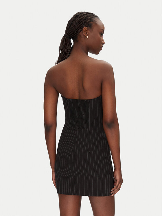 Patrizia Pepe Patrizia Pepe Sukienka koktajlowa 8A1342/A457-F1OO Czarny Slim Fit