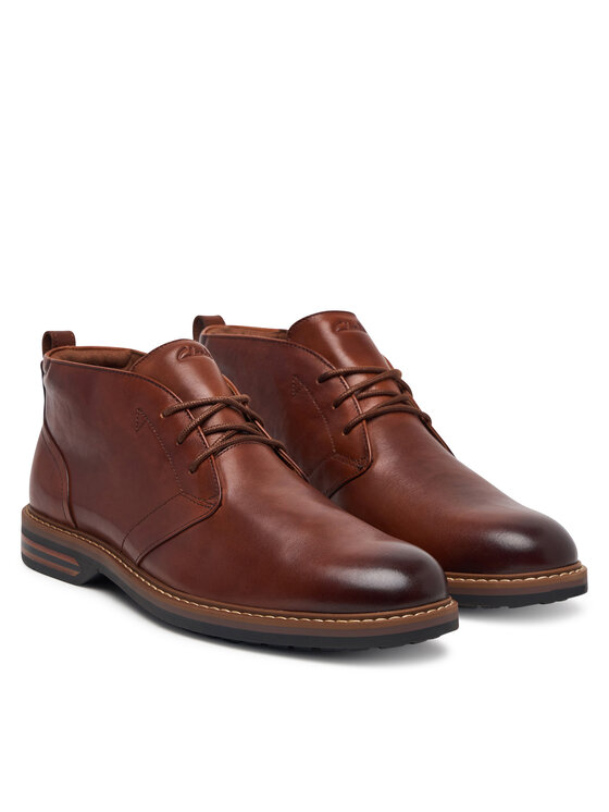 Clarks Clarks Schnürschuhe Aldwin 2 Chukka 26320116 Braun