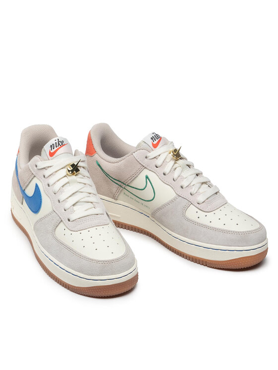 Nike air force 1 07 se beige store