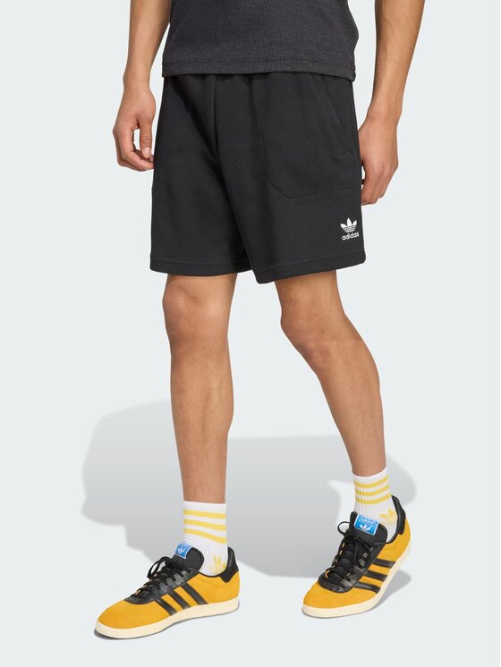 adidas adidas Szorty materiałowe 136315 Czarny Regular Fit