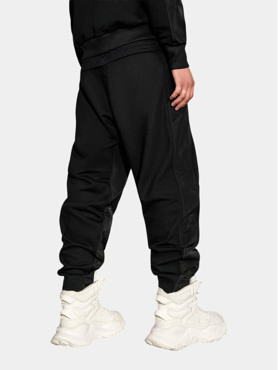 MADE BY SOCIETY MADE BY SOCIETY Spodnie materiałowe LOOSE FIT Pants - P17496 Czarny Basic Fit