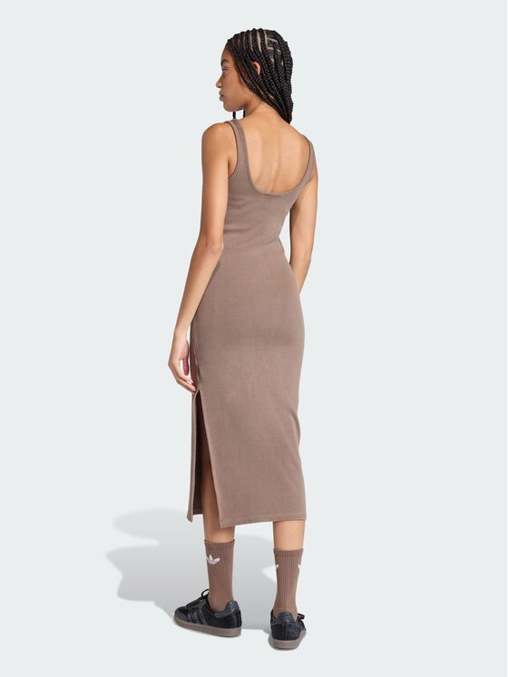 adidas adidas Sukienka codzienna ESSENTIALS RIB TANK MAXI DRESS WASHED Brązowy Slim Fit