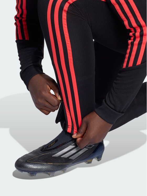 adidas adidas Spodnie dresowe 142975 Czarny Regular Fit