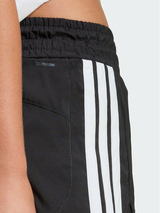 adidas adidas Szorty sportowe 159169 Czarny Regular Fit