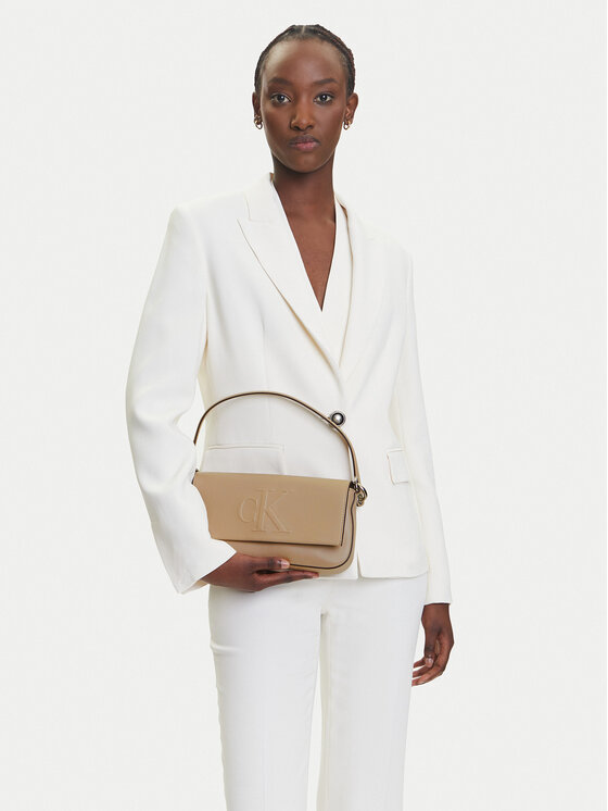 Calvin Klein Jeans Calvin Klein Jeans Geantă Sculpted Flap Shoulder Pouch25 LV04K3148G Bej
