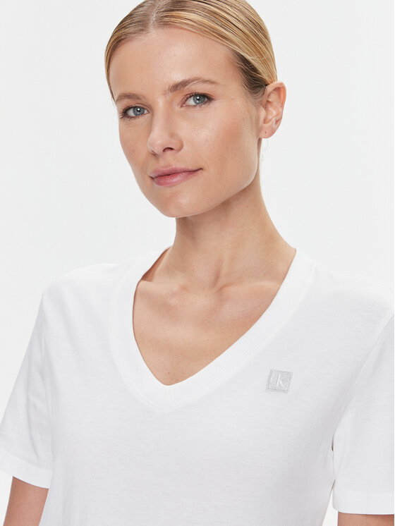 Calvin Klein Jeans Calvin Klein Jeans T-Shirt Embro Badge J20J222560 Biały Regular Fit