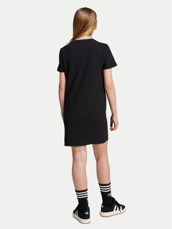 adidas adidas Kasdieninė suknelė Ribbed JC8429 Juoda Regular Fit
