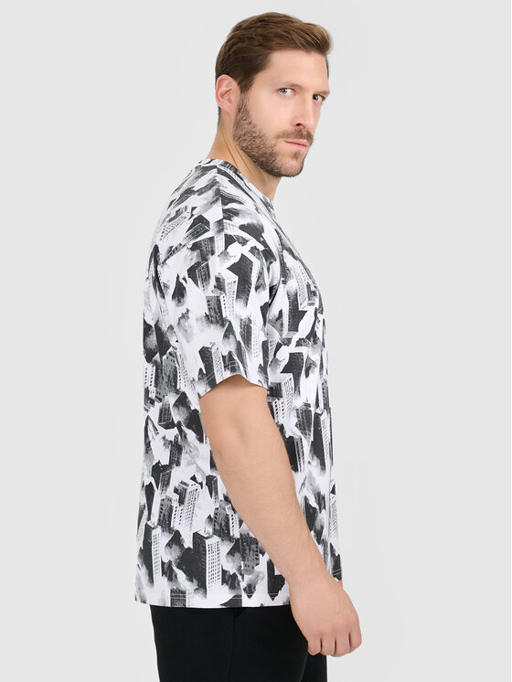 4F 4F T-Shirt FOB Kolorowy Oversize