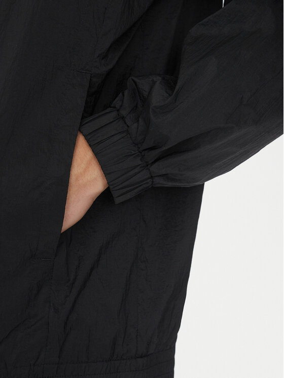 Calvin Klein Jeans Calvin Klein Jeans Μπουφάν μεταβατικό J30J325108 Μαύρο Regular Fit