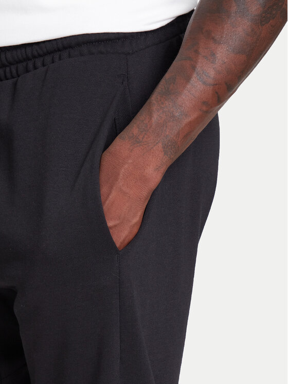 adidas adidas Pantaloni trening Essentials Big Logo IN6163 Negru Regular Fit