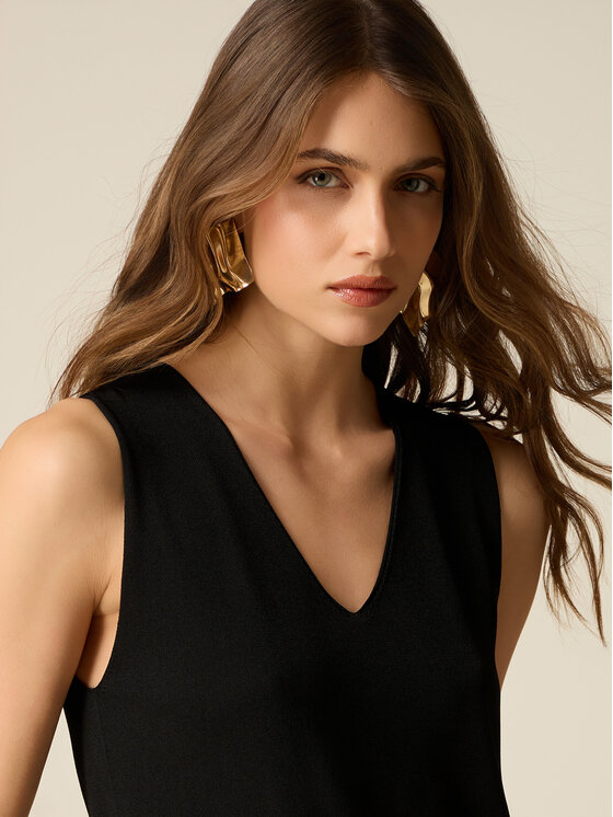 Oltre Oltre Maglione M527J005299N033 Nero Slim Fit