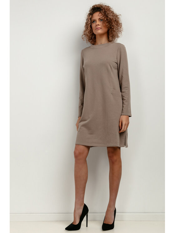 Tessita Tessita Sukienka dzianinowa T412/6/XS-S Brązowy Relaxed Fit