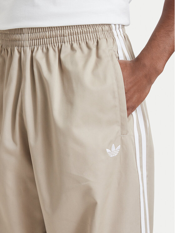 adidas adidas Spodnie dresowe Adicolor Sst Cotton Twill Trousers KR1385 Beżowy Relaxed Fit