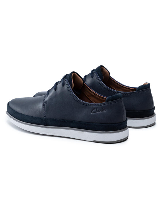 bratton lace clarks