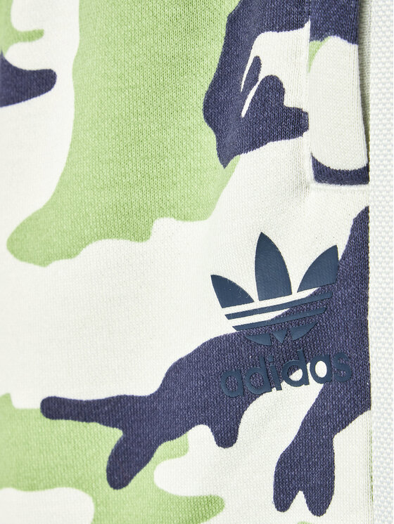 adidas adidas Športne kratke hlače Camo HF7450 Pisana Regular Fit