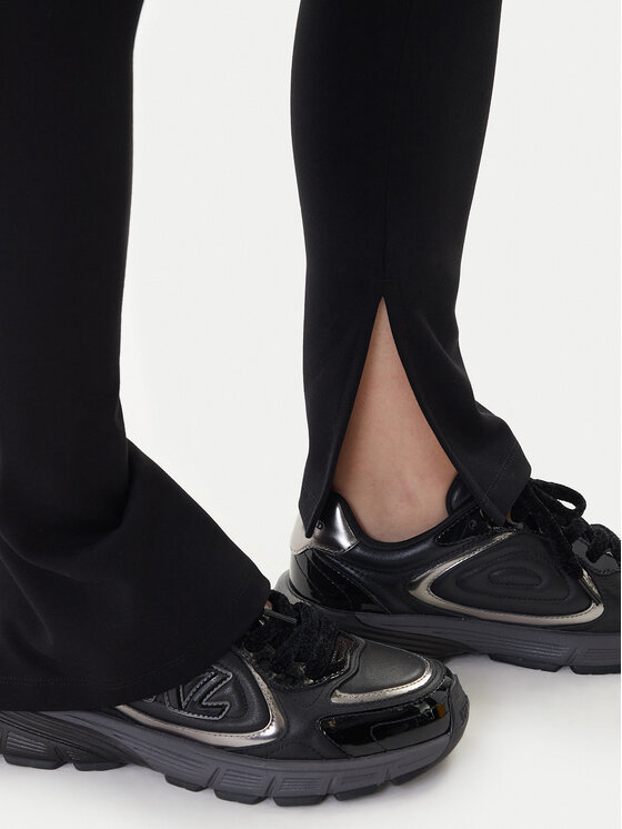 Karl Lagerfeld Jeans Karl Lagerfeld Jeans Medžiaginės kelnės B1W10091 Juoda Regular Fit