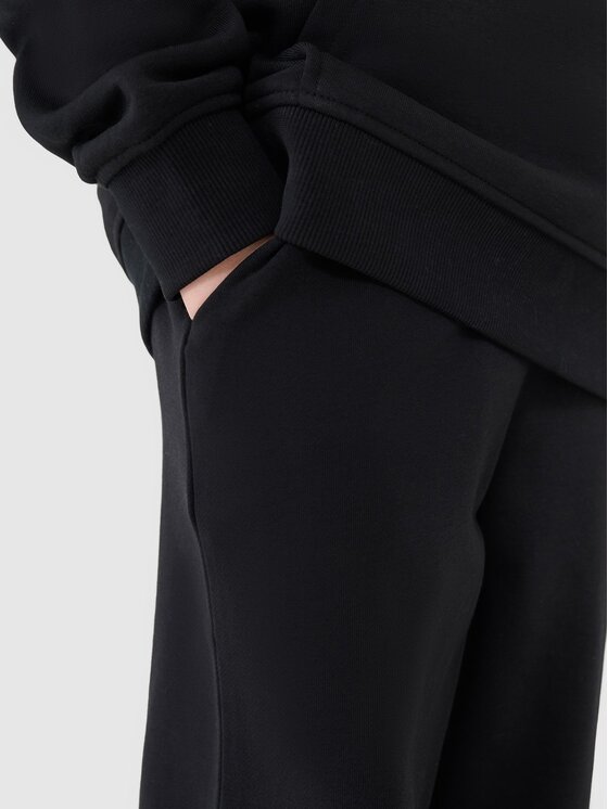 4F 4F Παντελόνι φόρμας 4FJWAW26TTROM2320-20S Μαύρο Jogger Fit
