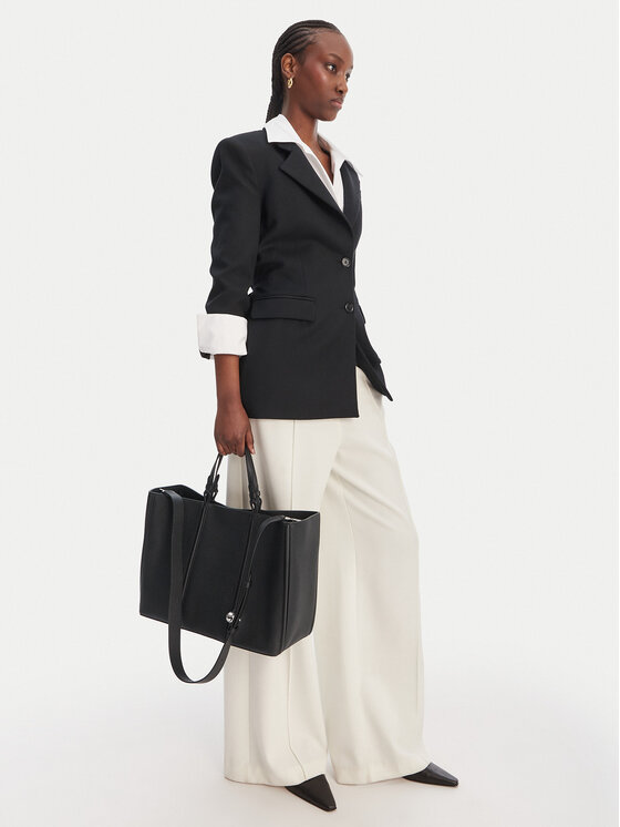 JACQUEMUS JACQUEMUS Soma 24H255BA4263216 Melns