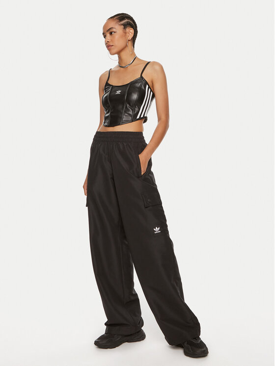 adidas adidas Sportinės kelnės Essentials Woven Cargo IX9974 Juoda Loose Fit