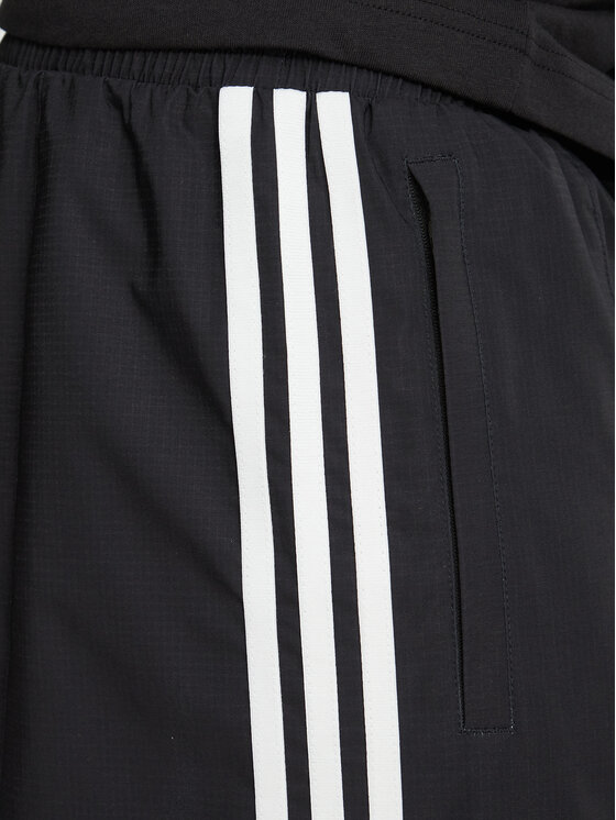 adidas adidas Spodnie dresowe Adilenium Season 6 LH3265 Czarny Loose Fit