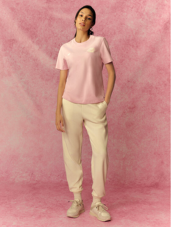 4F 4F Spodnie dresowe TASTE THE GLOW Kremowy Regular Fit