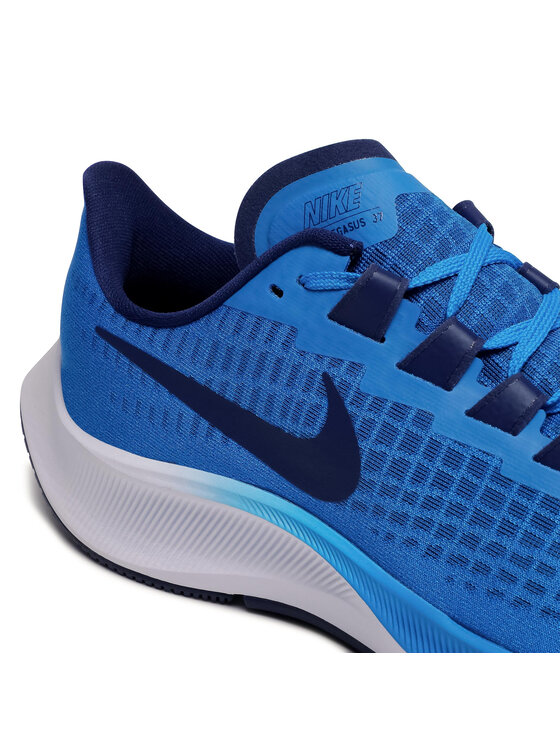 pegasus 37 blau