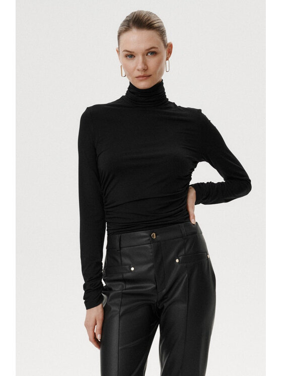 MARI PRETI MARI PRETI Dolcevita Lisara Nero Regular Fit