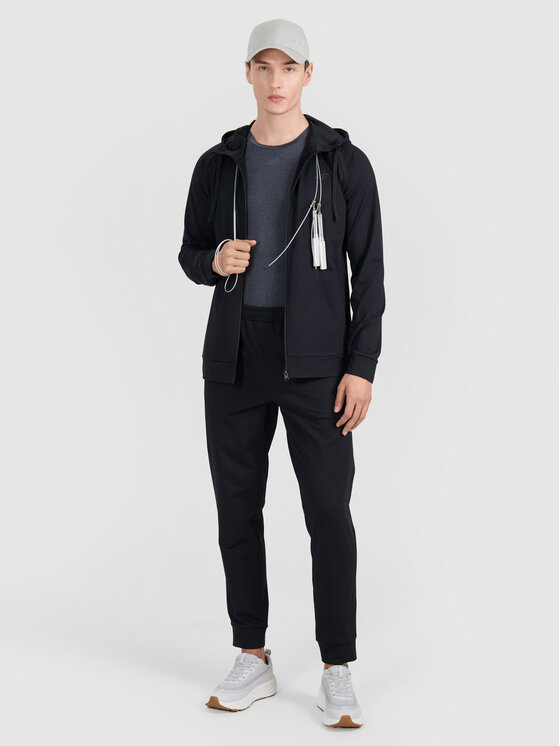 4F 4F Teplákové nohavice MULTI ACTIVE Čierna Regular Fit