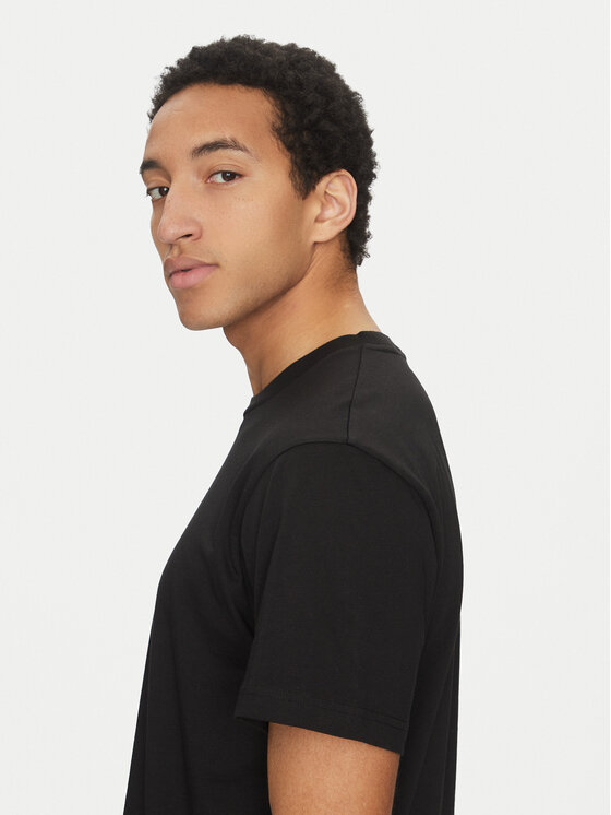 Calvin Klein Calvin Klein T-shirt K10K114174 Crna Regular Fit
