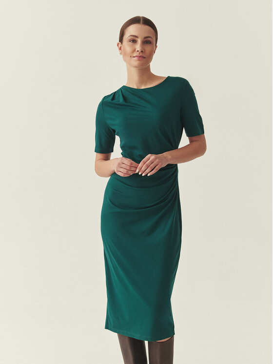 TATUUM Tatuum Sukienka dzianinowa PRIMROSE 1 Zielony Fitted Fit