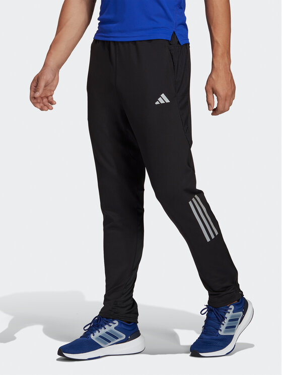 adidas adidas Спортивні штани Own the Run Astro Knit Joggers HN0806 Чорний Regular Fit