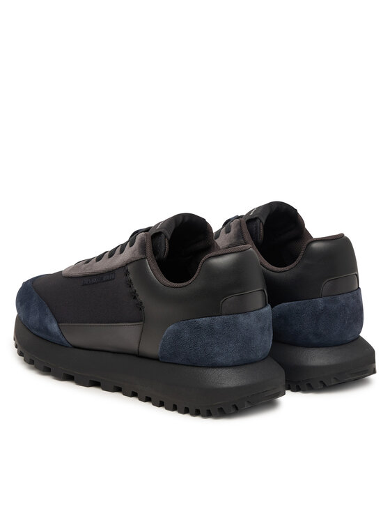 Emporio Armani Emporio Armani Sneakersy EM004839 AF29491 Čierna