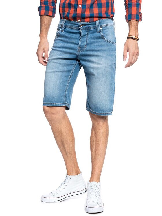 Mustang Mustang Szorty jeansowe CHICAGO SHORT Niebieski Slim Fit