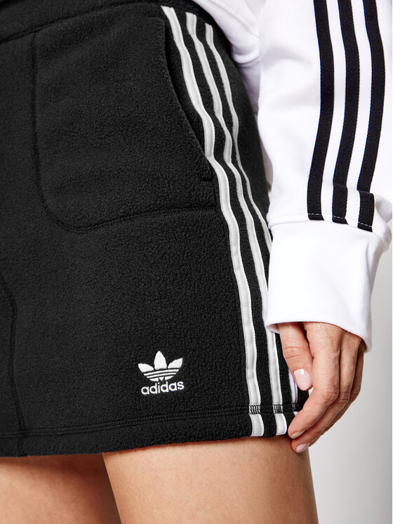 adidas adidas Spódnica mini adicolor Classics GN2800 Czarny Slim Fit