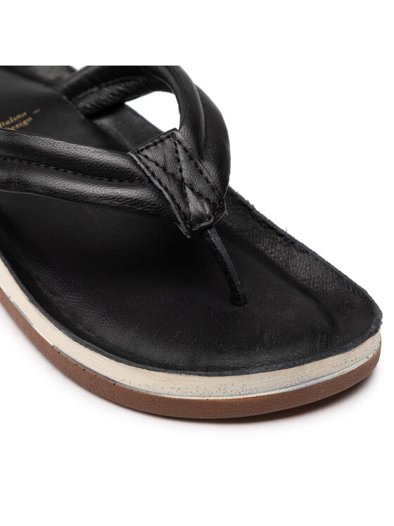 Bata Bata Varbavahesandaalid 5646664 Must