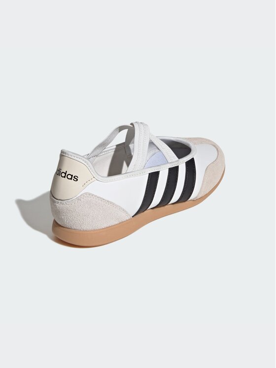 adidas adidas Półbuty 159812 Biały