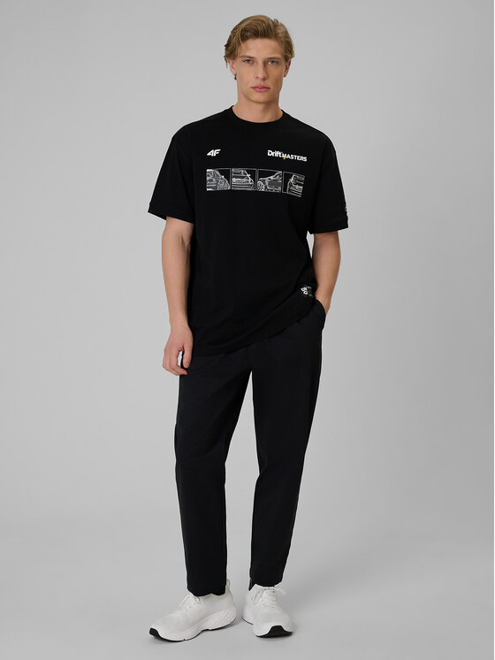 4F 4F T-Shirt MOTOSPORTS 2026 Czarny Loose Fit
