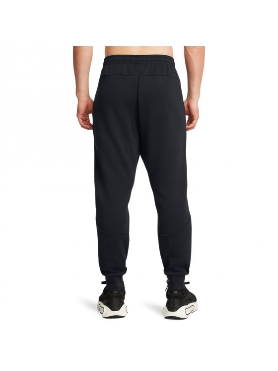 Under Armour Under Armour Spodnie dresowe 1389353 Czarny Slim Fit