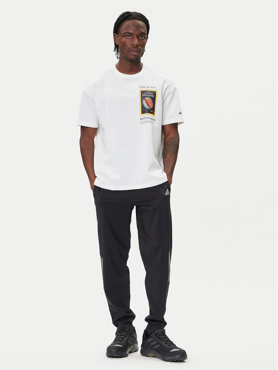 adidas adidas Tricou National Geographic KC2349 Alb Loose Fit
