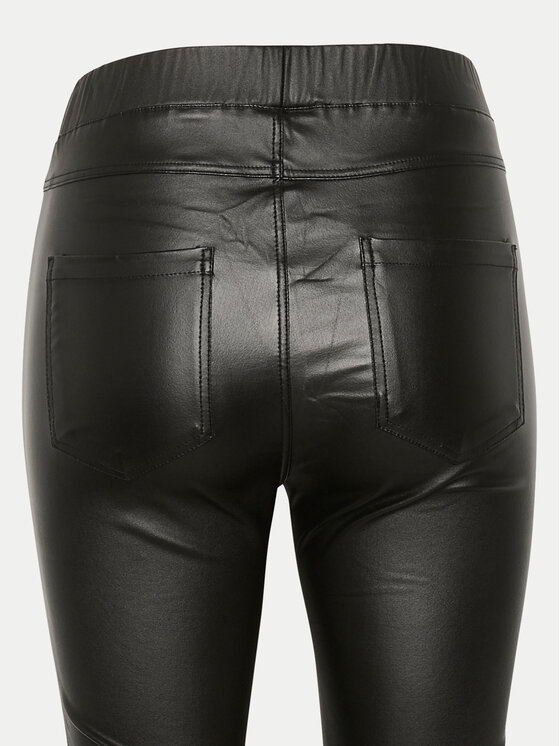 Kaffe Kaffe Tehisnahast püksid Ada 10503875 Must Slim Fit