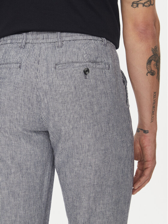 Lindbergh Lindbergh Spodnie materiałowe 30-003030 Niebieski Relaxed Fit