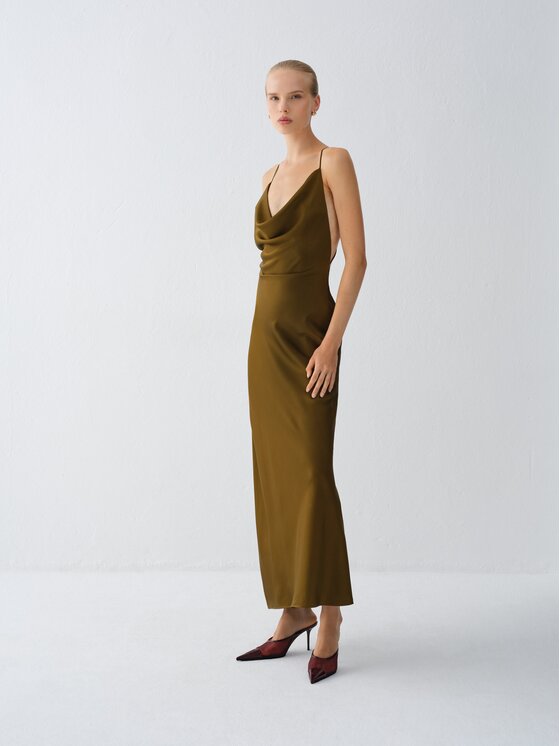 La Mania La Mania Sukienka wieczorowa SIRENE Khaki Basic Fit