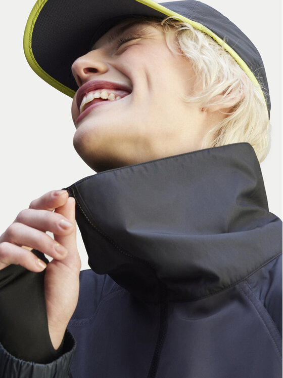 adidas by Stella McCartney adidas by Stella McCartney Geacă fără fermoar True Nature JG1066 Negru Oversize