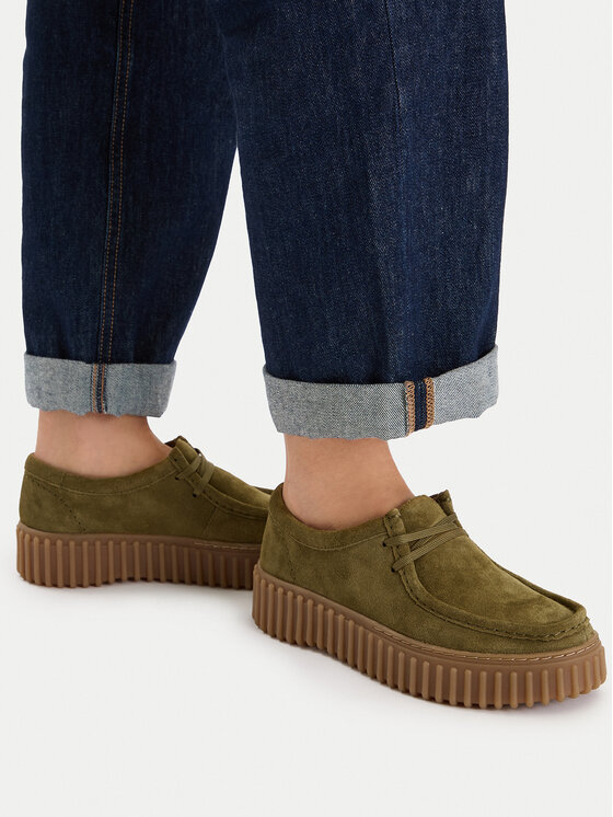 Clarks Clarks Pusbačiai Torhill Bee 26184586 Chaki