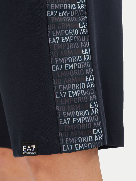 EA7 Emporio Armani EA7 Emporio Armani Športne kratke hlače 7M000217 AF12660 UB102 Mornarsko modra Regular Fit